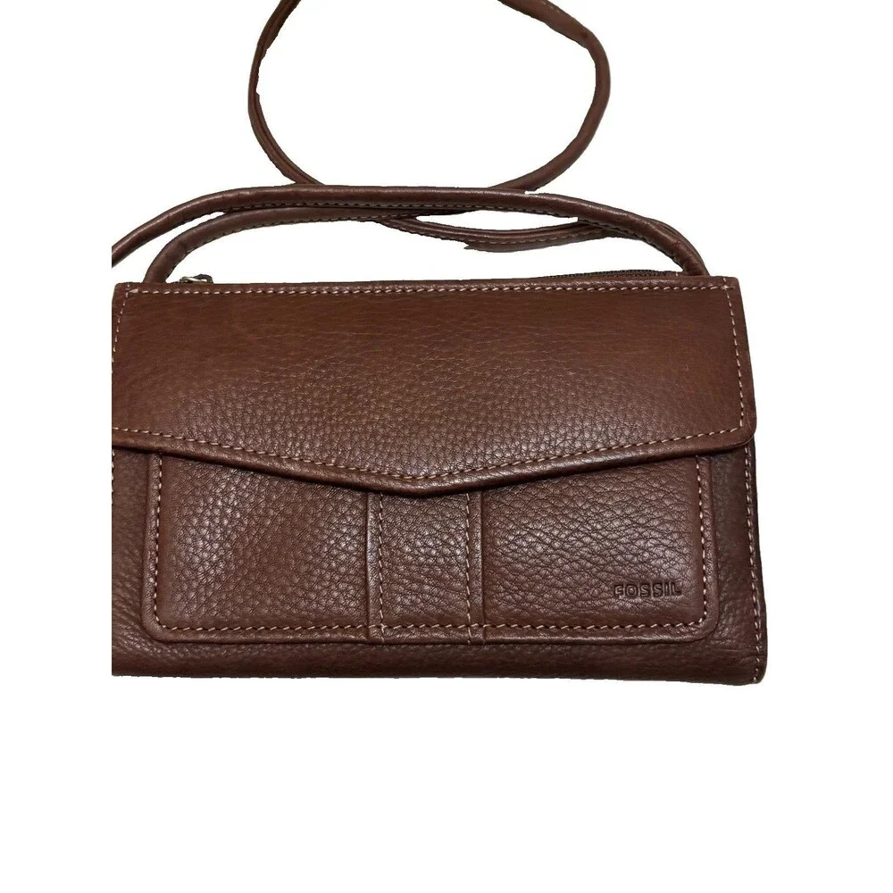 Fossil Leather Crossbody Wallet Bag